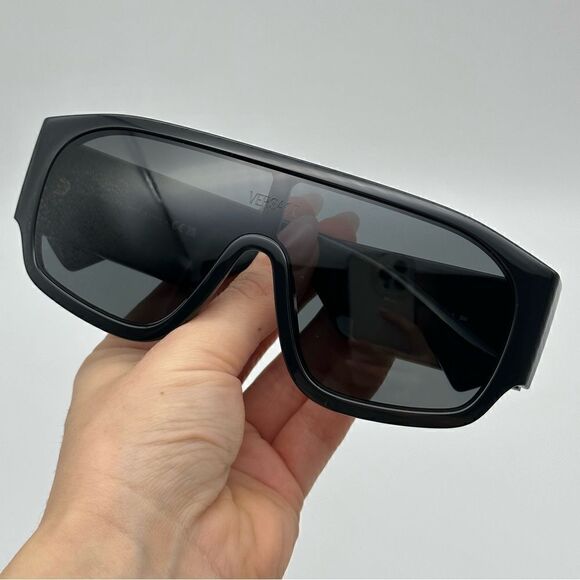 VERSACE Sunglasses VE4439 GB1/87 Black/Dark Grey Unisex NEW main image 4